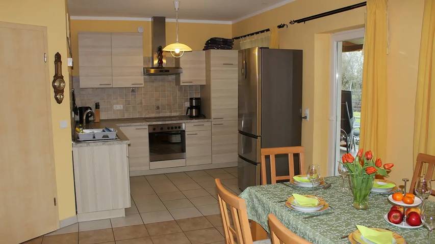 Bungalow für 8 Personen, mit Garten und Sauna sowie Whirlpool in Börgerende-Rethwisch - 4