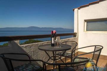 Studio für 4 Personen, mit Balkon in Njivice