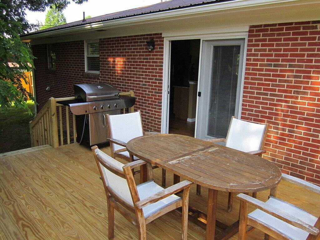 Downtown Brevard Cottage - Whirlpool / Echo / Haustiere in Brevard, Transylvania County