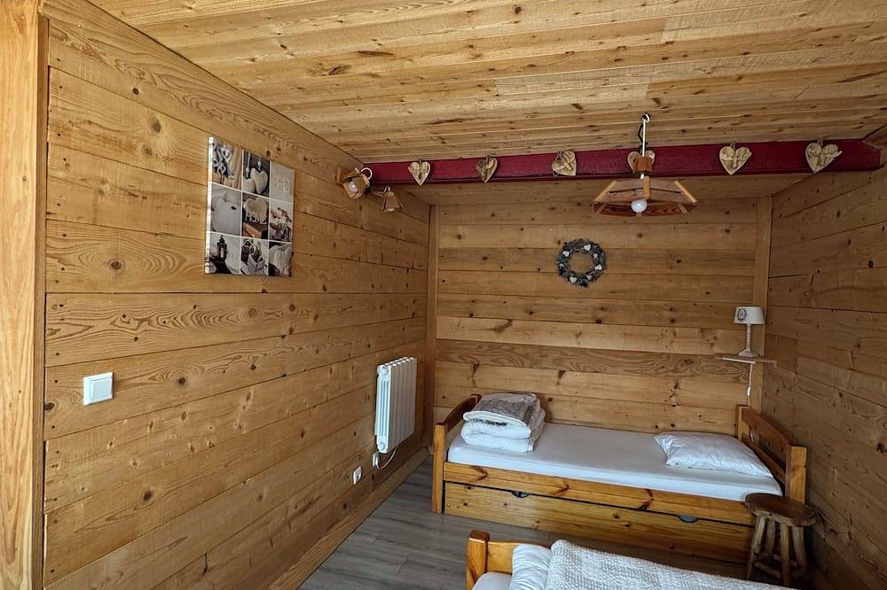 Gite Dans Ferme Vosgienne Renovee Avec Piscine Cloturee in Le Thillot, Région d'Épinal