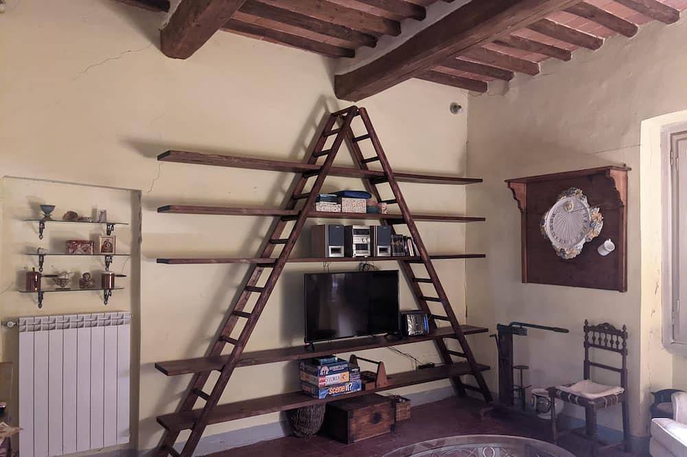 Entire apartment, Casa Baldecchi - Pistoia Centro Storico in Pistoia, Pistoia Province