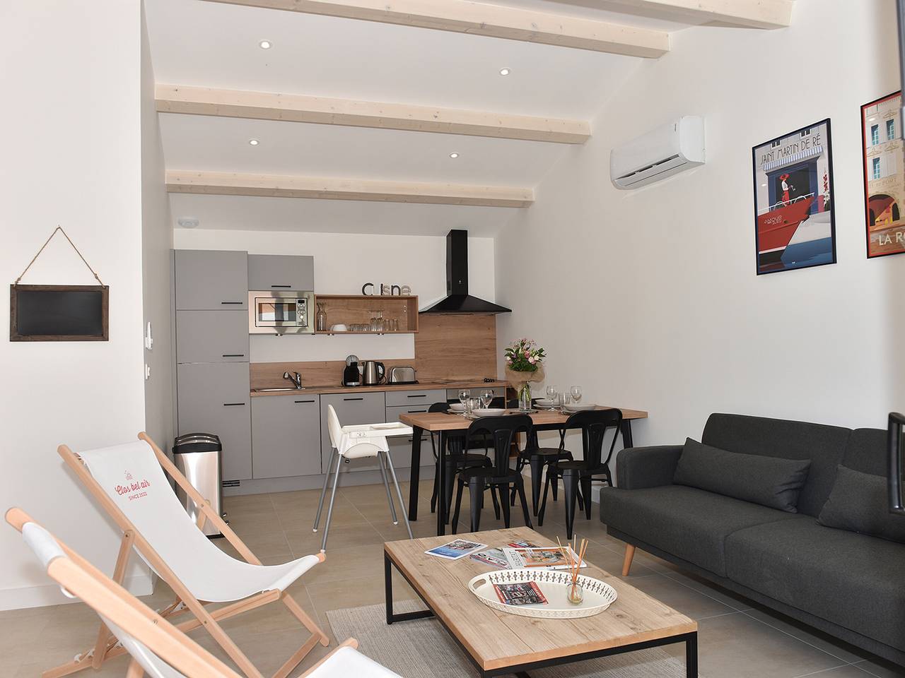 Maison de plain-pied avec Parking et Climatisation près de Châtelaillon-Plage in Saint-Vivien, Région de La Rochelle