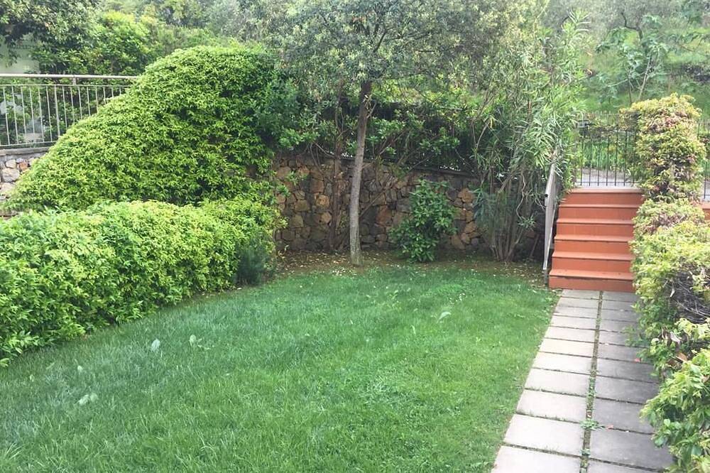 Appartamento intero, Oasi Verde 3 in San Terenzo, Comune di Lerici
