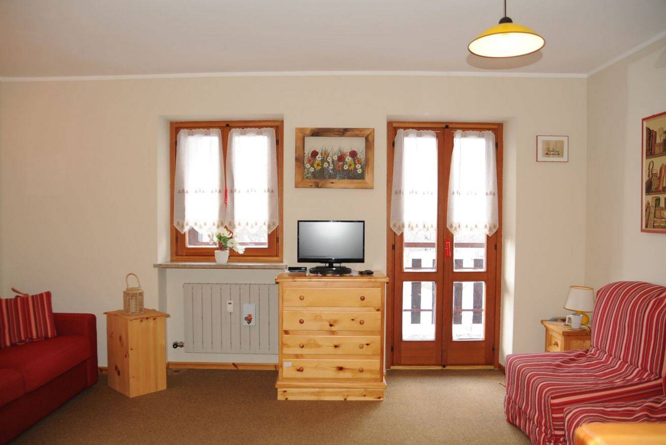 Ganze Wohnung, La Thuile Charming Mountain Studio in La Thuile (Dorf), La Thuile