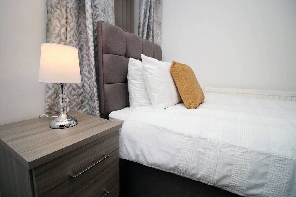 City Centre • Parking • Smart Tvs in All Rooms in Swansea, Swansea e dintorni
