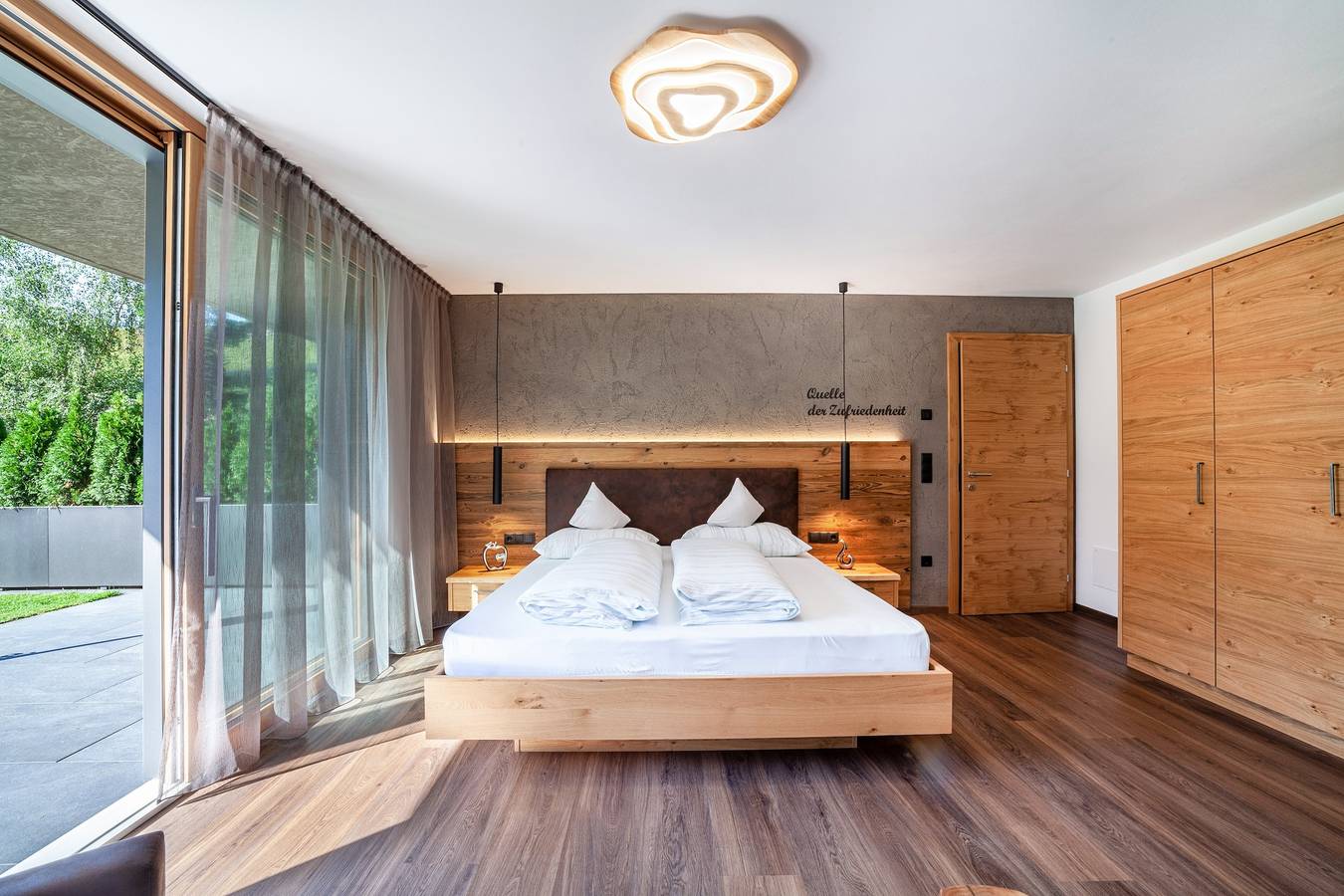 Ganze Wohnung, Ferienwohnung 'Chalet Riad 2' mit Bergblick und Garten bei Meran in Saltaus, St. Martin in Passeier