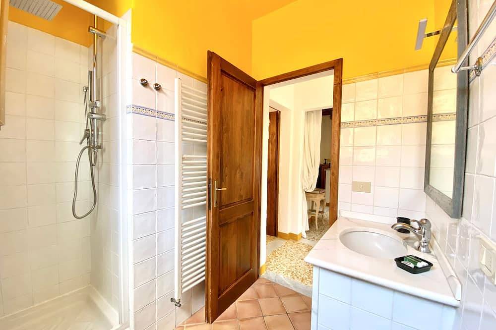 Ganze Wohnung, Dimora del Poggio - cozy Tuscan apartment in San Quirico d'Orcia, Orciatal