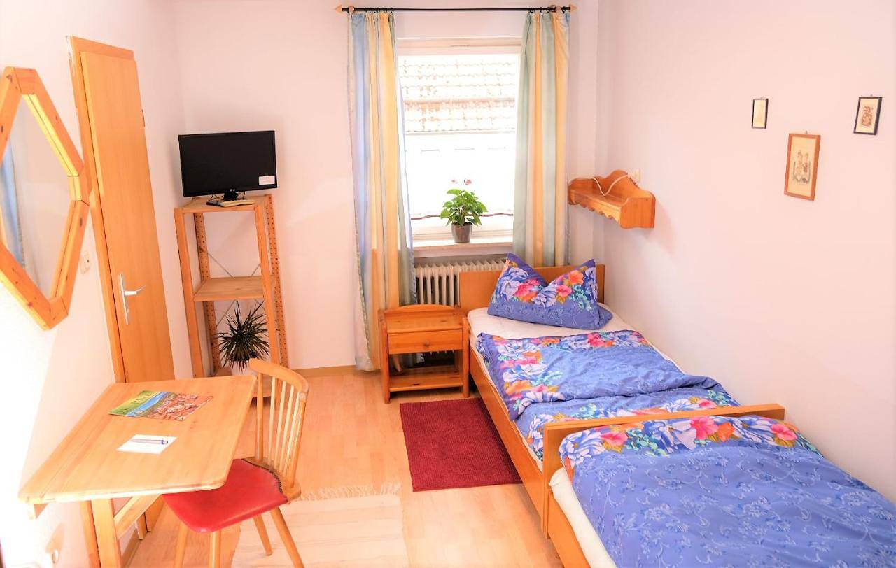Double Room with Private Bathroom in Wildflecken, Rhön-Bayern