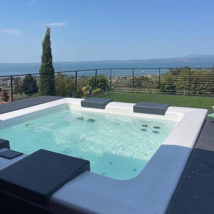 Villa für 8 Personen, mit Ausblick und Seeblick sowie Pool und Garten, mit Haustier am Gardasee - 3