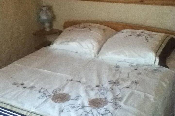 Gîte pour 8 personnes, avec terrasse et jardin à Roubion - 2