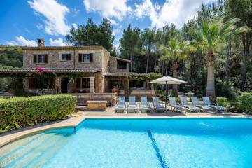 Villa in Pollença, Serra de Tramuntana für 8 