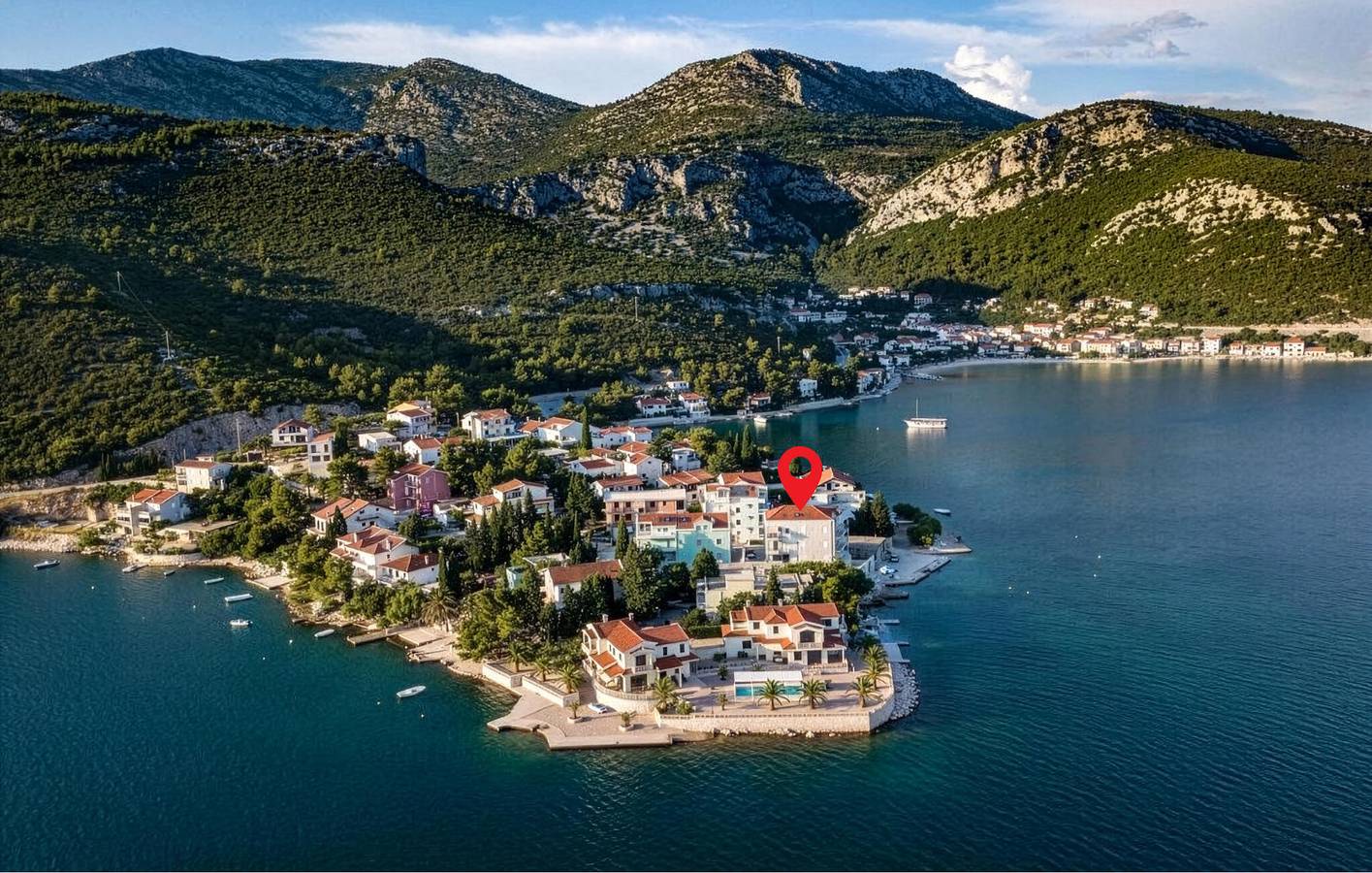 Ganze Ferienwohnung, Apartment mit Meerblick, Terrasse, WLAN und Parkplatz – 1,5 km zum Strand in Klek, Dubrovnik-Neretva