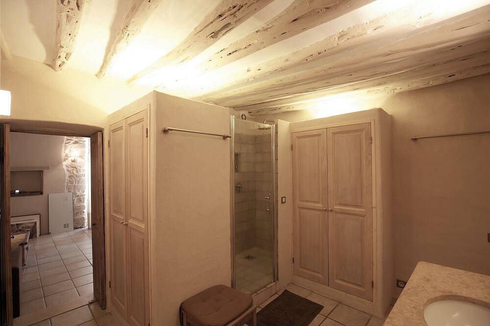 Appartamento intero, Grande casa bifamiliare del Xiv secolo ristrutturata / climatizzata / Internet Città alta Bonifacio in Bonifacio Corsica, Sartène e dintorni