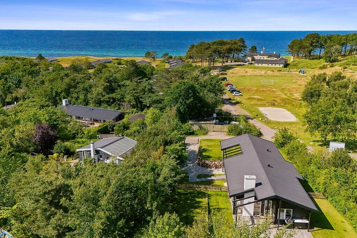Ferienhaus mit Meerblick für 8 Personen, mit Garten und Balkon sowie Ausblick in Gilleleje