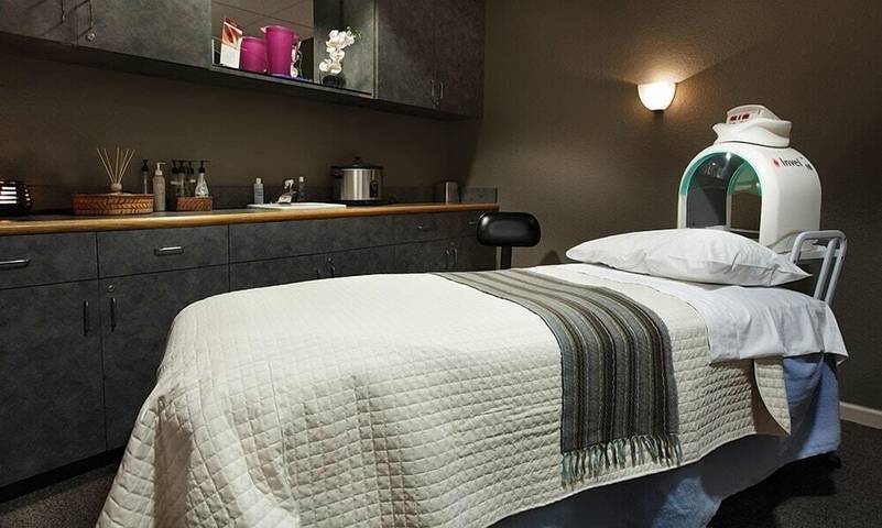 Vacation rental for 2 people, with garden and hot tub as well as balcony and pool in Pompano Beach