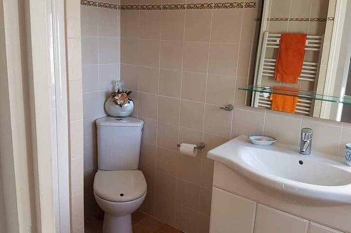 Location de vacances pour 2 personnes, avec jardin et terrasse à Cucuron - 4