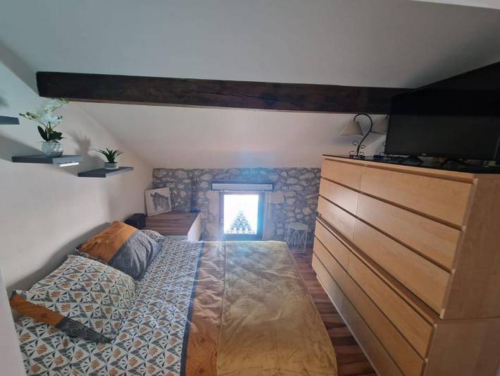 Maison de vacances pour 6 personnes, avec terrasse ainsi que vue et piscine