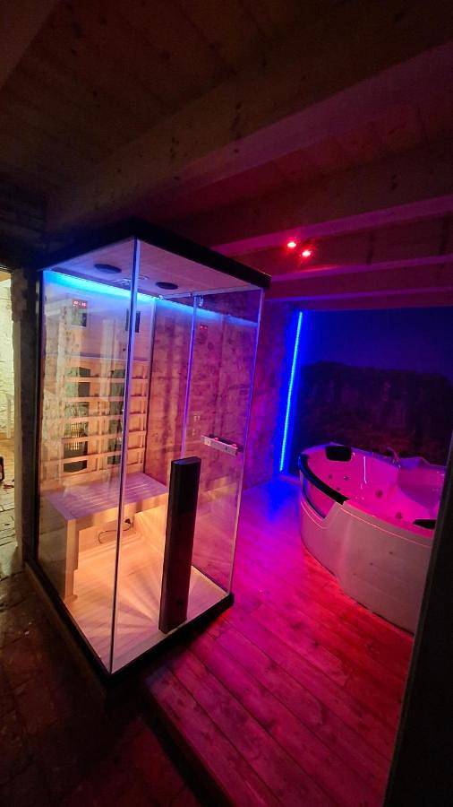 La Perla a Lumignano-Appartamento su due piani con Spa privata e vista falesia in Longare, Monts Berici