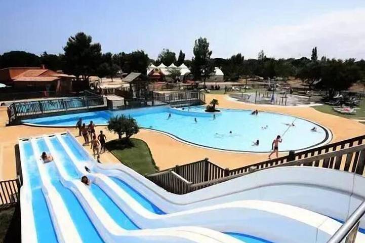 Camping pour 6 personnes à Narbonne