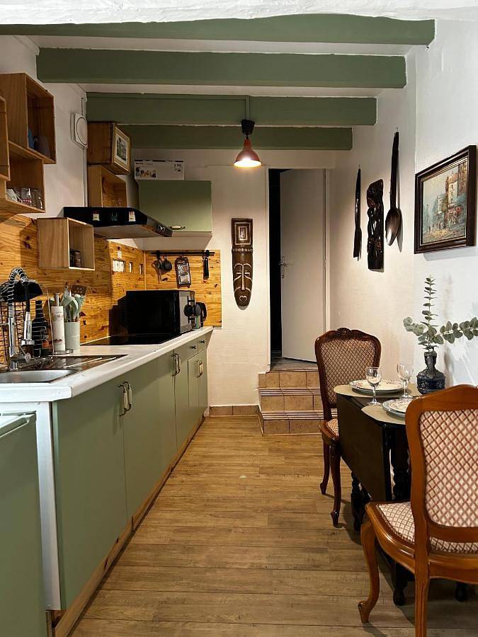 Gîte pour 3 personnes, avec terrasse à Chargé - 4