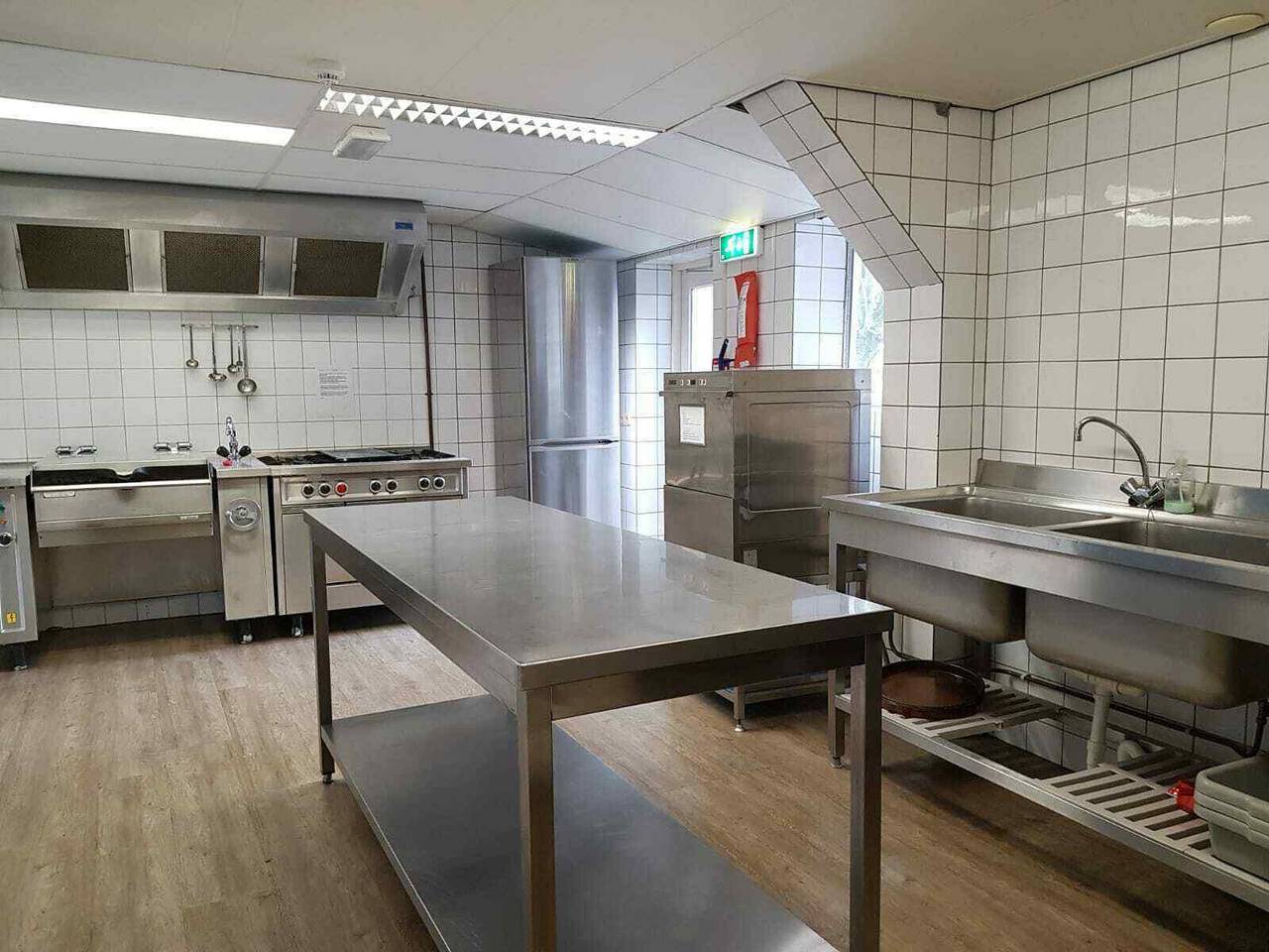 Komfortabel 30 Personen Gruppenunterkunft in die Nähe von Vollenhove. in Vollenhove, Ijsselmeer