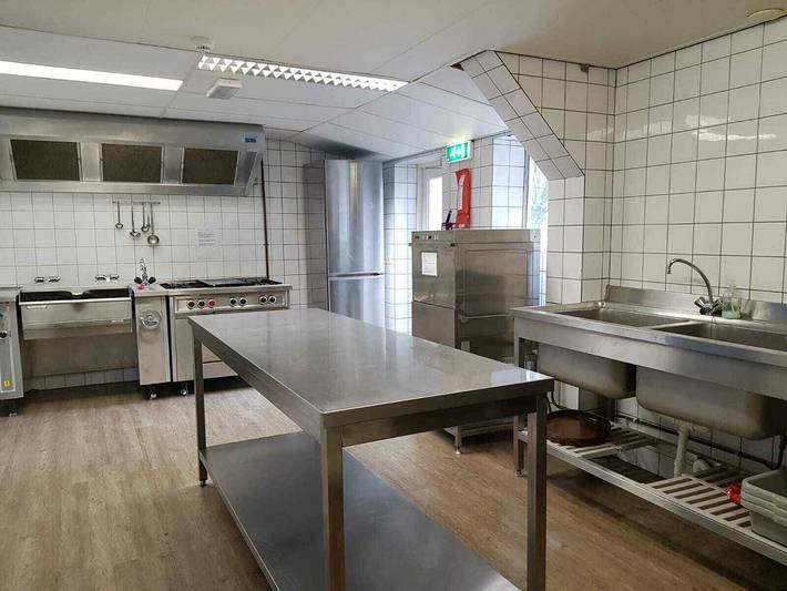 Komfortabel 30 Personen Gruppenunterkunft in die Nähe von Vollenhove. in Vollenhove, Ijsselmeer
