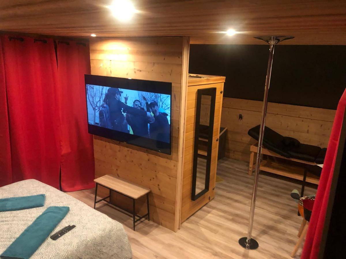 Appartement entier, One-Bedroom Apartment in Nancray, Jura Francais