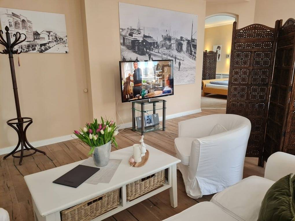 Ganze Ferienwohnung, Gästehaus Cafe Orth Suite 1 in Westerland, Sylt (Gemeinde)