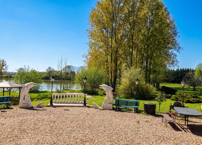 Villa spacieuse et conviviale à Courtenay avec jardin clôturé in Courtenay, Région de Montargis
