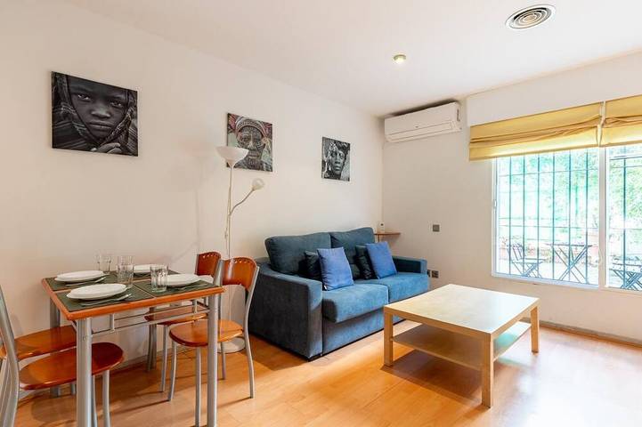 Apartamento de vacaciones para 4 personas, con balcón en Sevilla