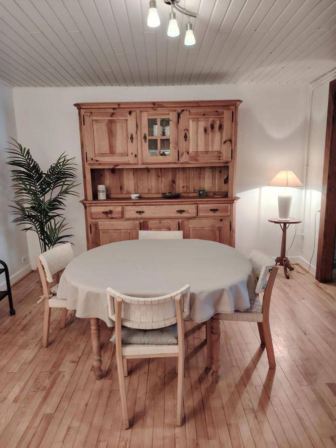 Location de vacances pour 7 personnes, avec terrasse à Arbois (homonymie) - 4