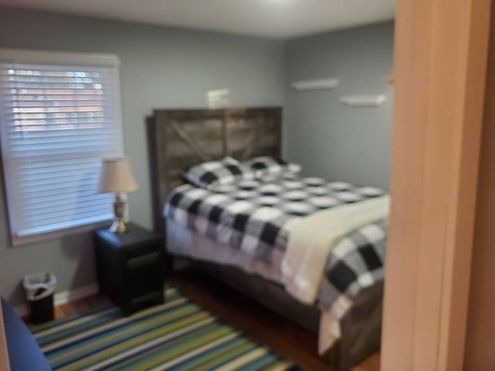 Vacation house for 7 people, with terrace and yard, with pets in Kansas