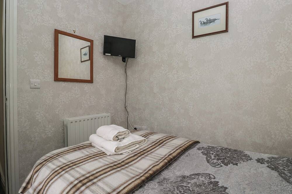 Gorse Bank, family friendly, with open fire in Broughton-In-Furness in Broughton in Furness, Lake District