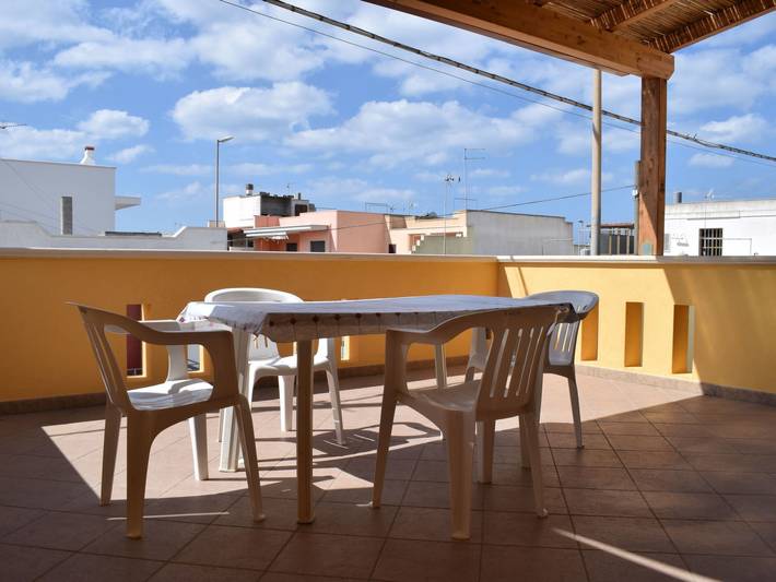 Ganze Wohnung, Wohnung 'Beccaria' mit Balkon in Torre San Giovanni, Ugento