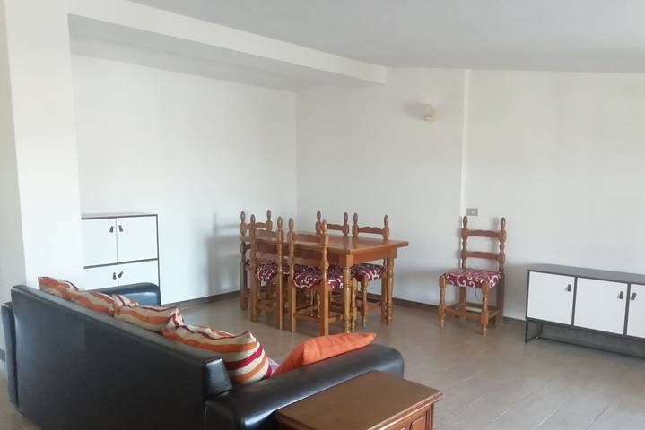 Apartamento entero, Apartamento de vacaciones para 4 personas con jardín in S'ena E Sa Chitta, Siniscola