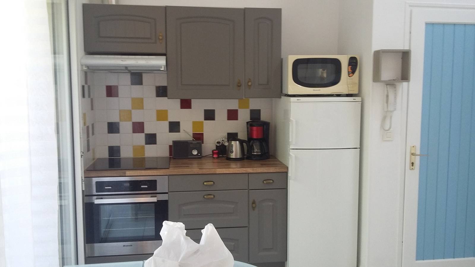 Apartamento entero, Apartamento clasificado con parking, terraza privada, Wi-Fi y aire acondicionado in La Rochelle, Región de La Rochelle