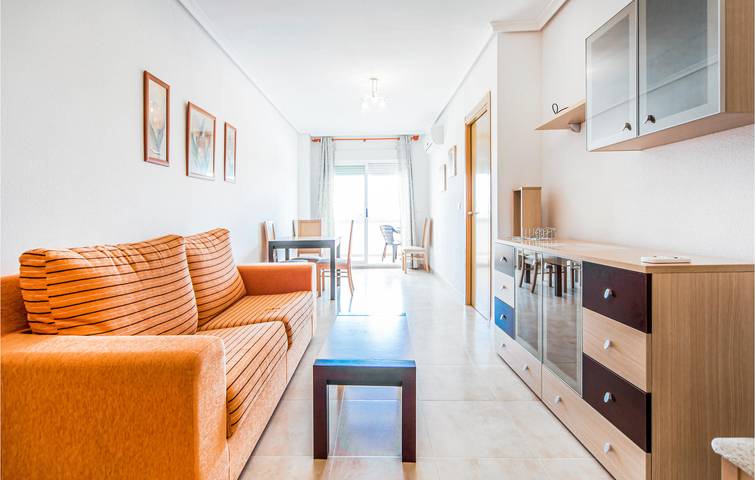 Gîte pour 6 personnes, avec terrasse et piscine à Cabanes - 3