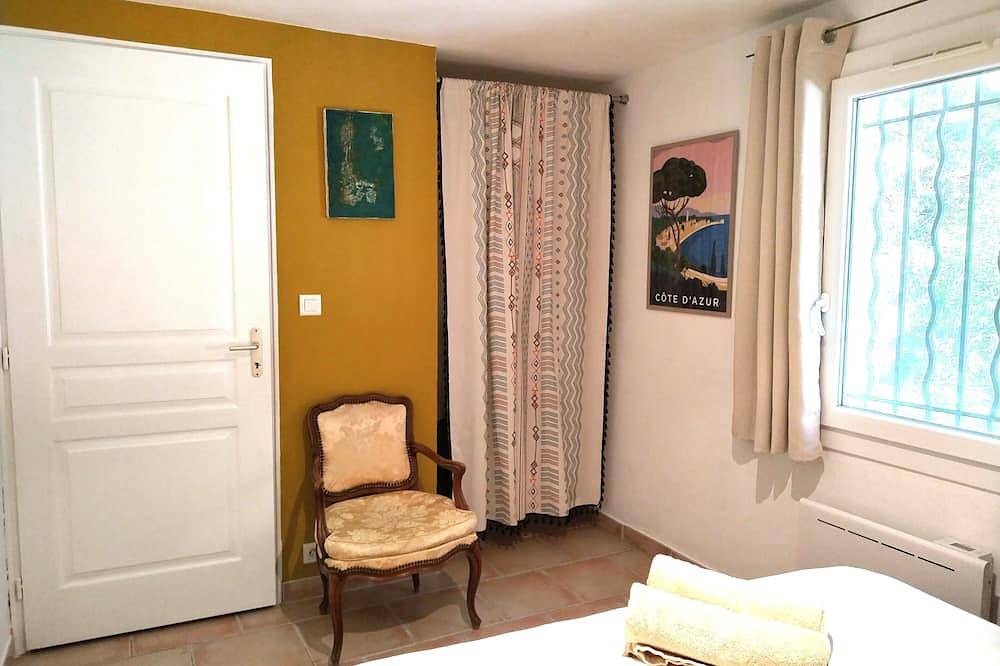 Gite Tilleul & Micocoulier (*3 Stars) in the heart of nature, 30mn from the beaches in Pignans, Región Brignoles