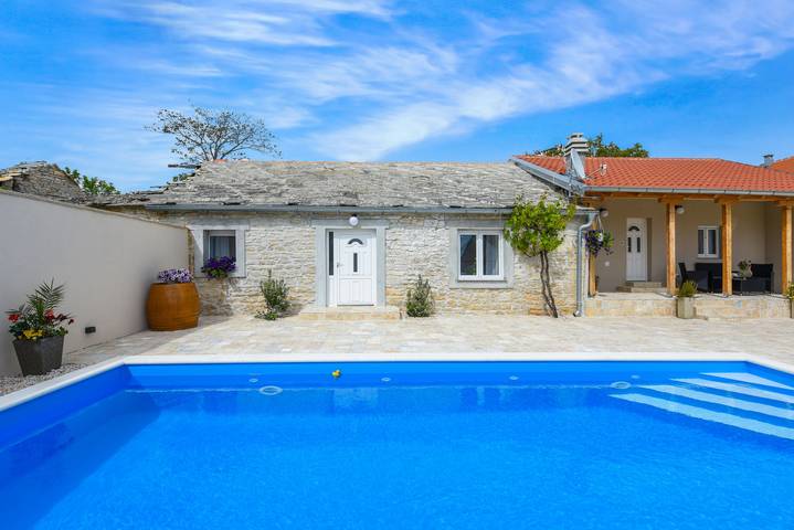 Villa für 6 Personen, mit Terrasse und Garten, mit Haustier in Zadar - 3