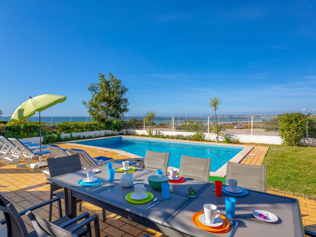 Villa Blue Ocean in Guia, Faro Distrikt
