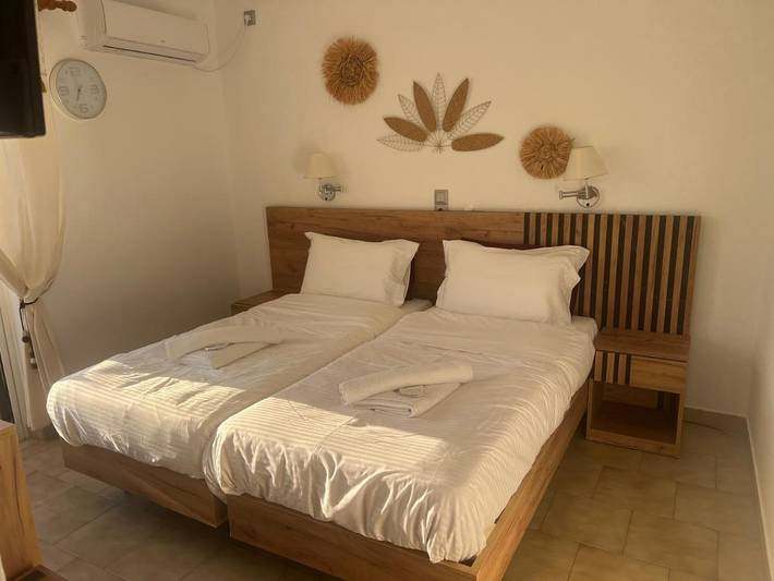 Hôtel pour 2 personnes, avec Balcon et Terrasse ainsi que Jardin et Vue dans Agistri - 4