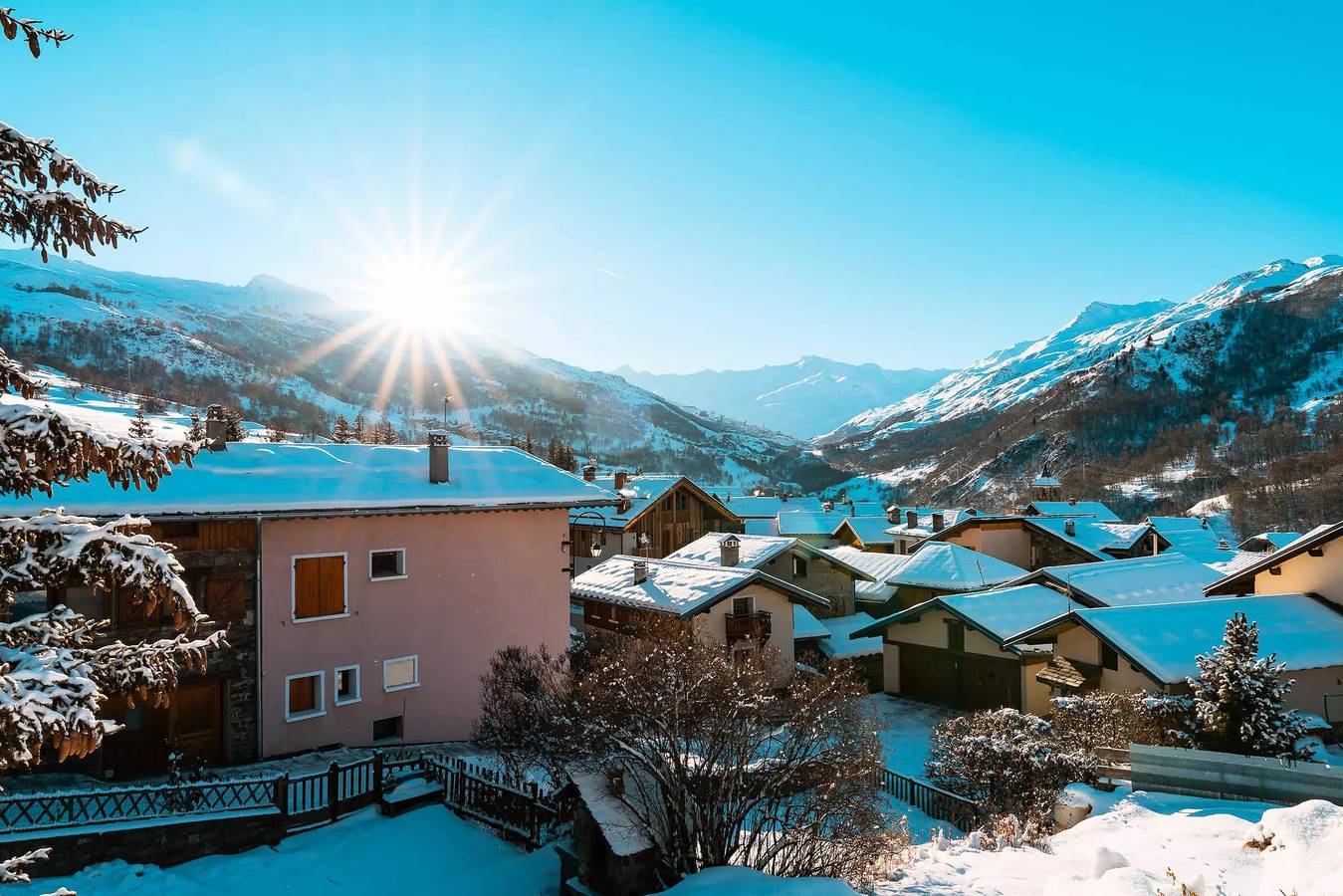 Family chalet · St Marcel Village Centre · West Terrace in Saint-Martin-de-Belleville, Les Trois Vallées