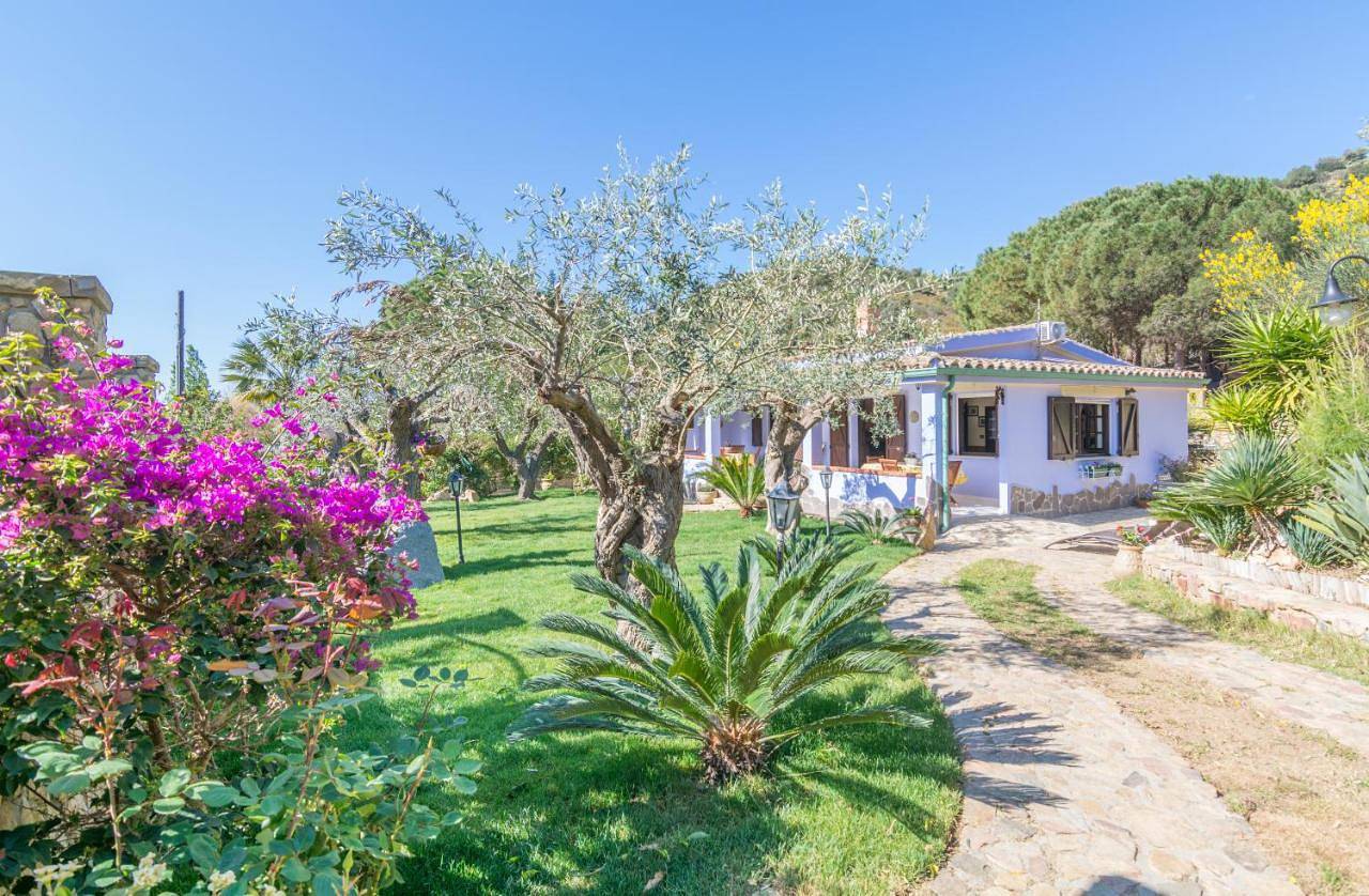 Lillà - Villa A Solanas in Solanas, Comune di Sinnai