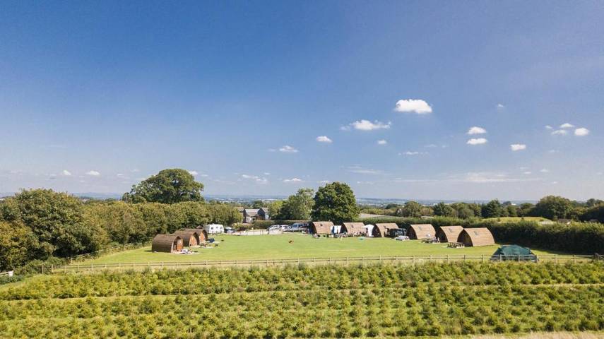 Camping for 3 people, with Hot tub and Terrace as well as Garden and Sauna in Somerset