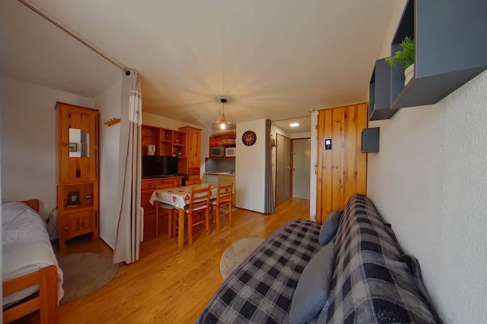 Appartement entier, Appartement calme, parking privatif - 4 pers. in Les Rousses, Parc naturel régional du Haut-Jura