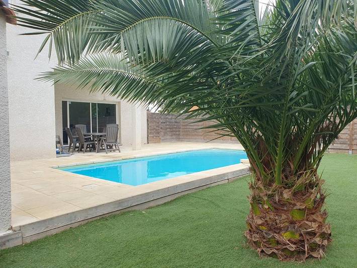 Location de vacances pour 7 personnes, avec Terrasse ainsi que Jardin et Piscine à La Palme - 4