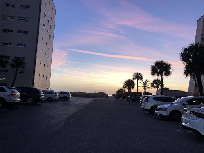 Vacation rental for 4 people, with balcony and hot tub as well as pool in St. Pete Beach