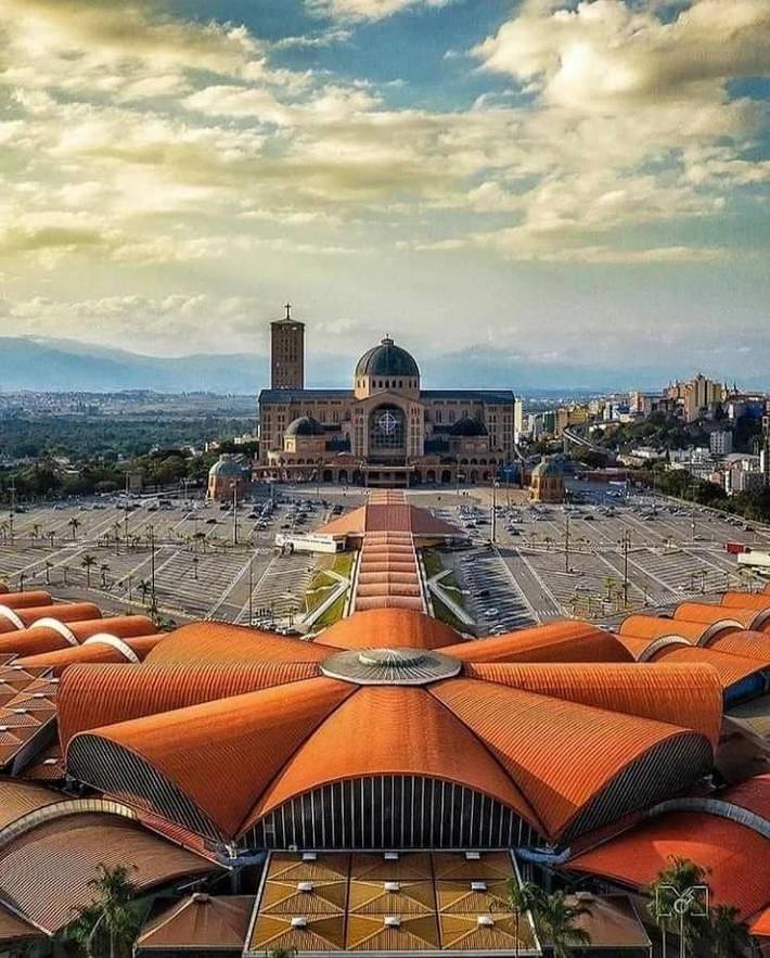 Casas e apartamentos de temporada para 6 pessoas, com terraço em Aparecida