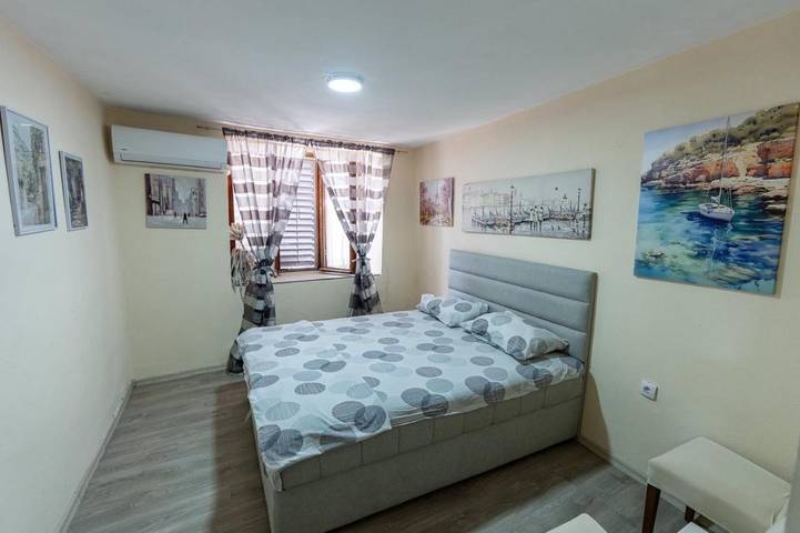 Apartament wakacyjny dla 2 osób, z Taras w Podgorica