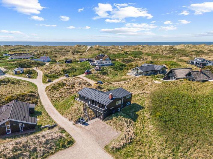 Ferienhaus mit Meerblick für 6 Personen, mit Balkon/Terrasse und Whirlpool in Vejers Strand